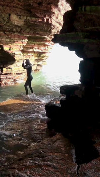 Wetsuit Cave begegnung: geheimer spaß mit geheimnisvollem fremden