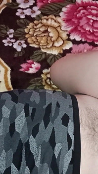 Ibu tiri miang awak ada di katil awak