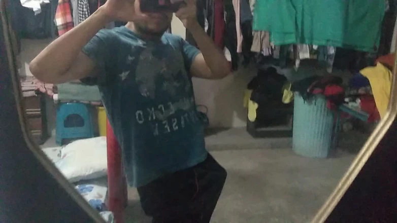Alex Sixel: Cowok hot dengan kontol panjang lagi ngentot kontol