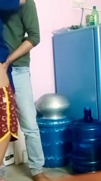 devar ne seksi bhaabhi ko aashvast kiya aur akele hote hi use chodna shuroo kar diya.