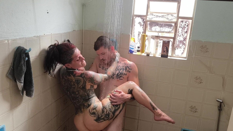 Carmona's films: Fucking the Ass in the Shower