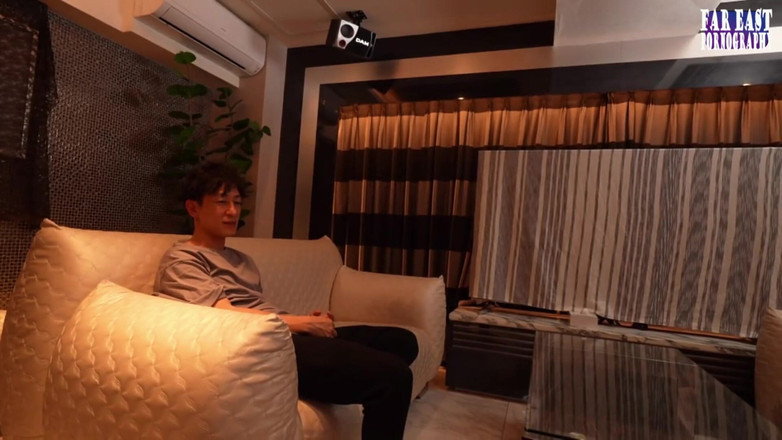 Far East pornography: Blackout přináší dvě spolubydlící blíž než kdy předtím -ep2