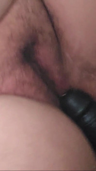Using My Hismith Fuckmachine to Fill My Fat Pussy up:3
