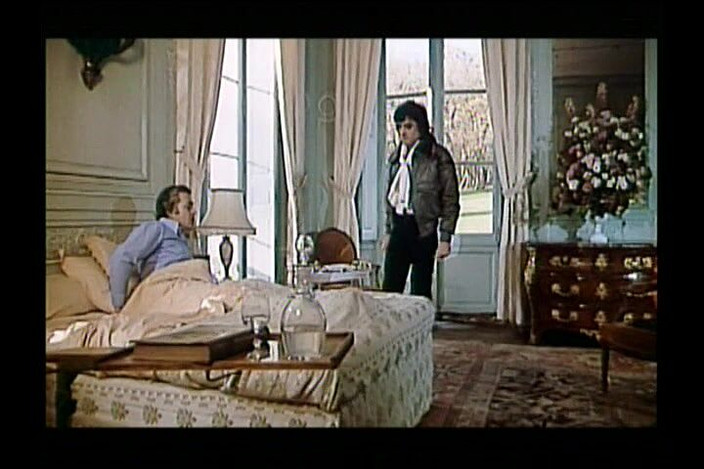 Bisco Birchwood Productions: 护士 - 法语