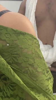 Pevert Baba dikongkek dengan wanita muda yang sudah berkahwin