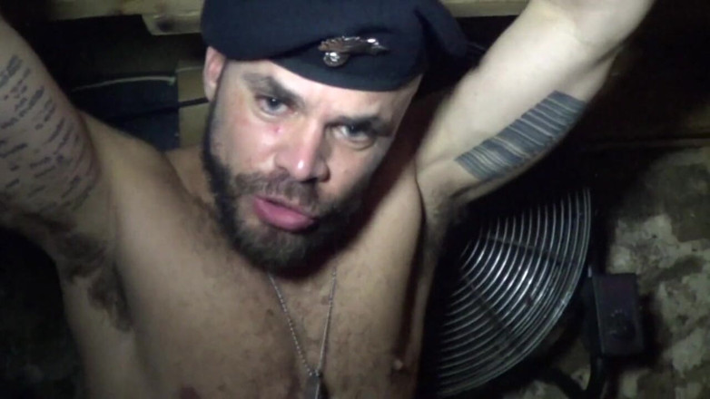 Gaybareback: Gangbang kongkek tanpa kondom dalam pelayar di Lyon, bahagian 1