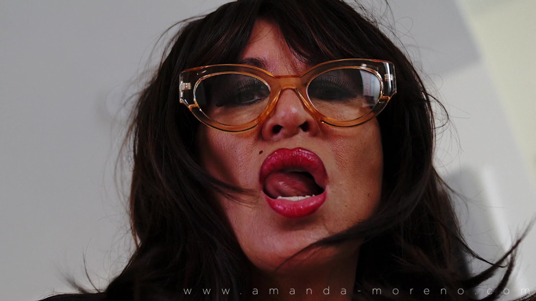 Amanda Moreno: Naughty nylon Milf Amanda Moreno - solo, erotica