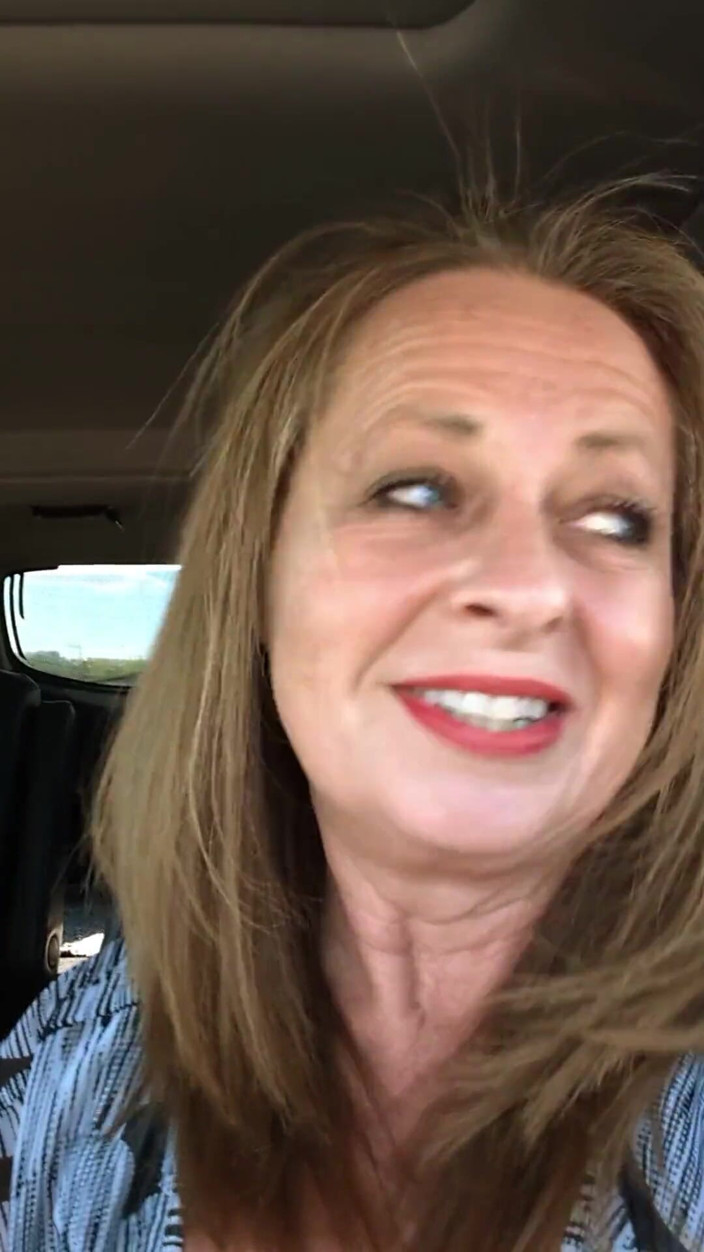 Little Linda: Hottest MILF Ever - Masterbation in Walmart Parking Lot See Ending
