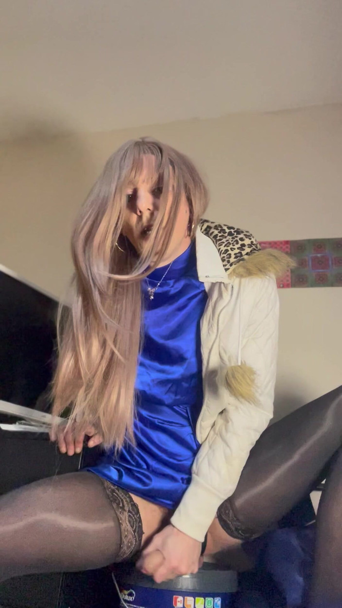 Jessica silk: Джесс Шовк їздить