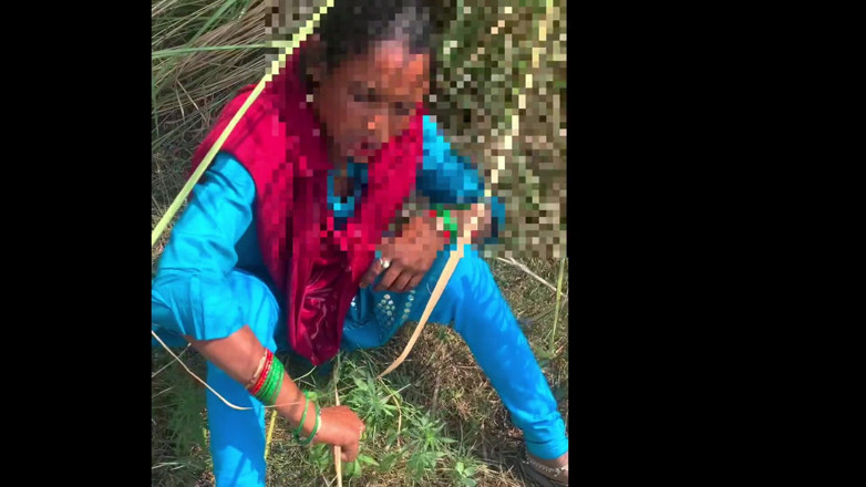 fullyloadedvid: Desi Randi Berkongkek di dalam hutan