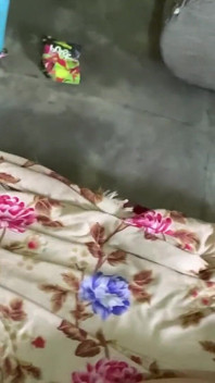 Adik tiri desi India dikongkek pepek ketat