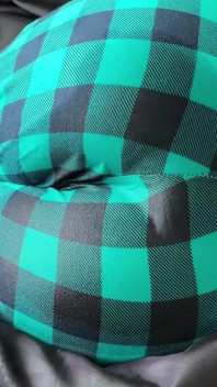 Sono Tornato Eccitato Da Una Festa Di Pigiama E Mi Schizzo Nei Pantaloni Con Un Grosso Flusso Dalla Mia Figa