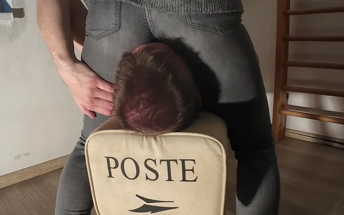 Vlakik SM: Jeans Breathplay and Slave Orgasm