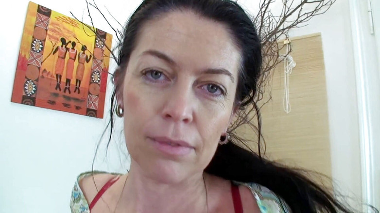 German amateur - 100% German hardcore videos: È una cavalcatrice di cazzi professionista