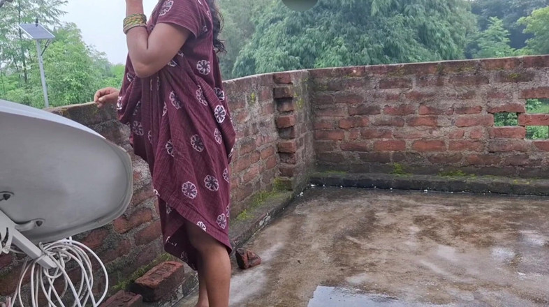 Sumaj: Desi Neha Bhabhi First Time Sex