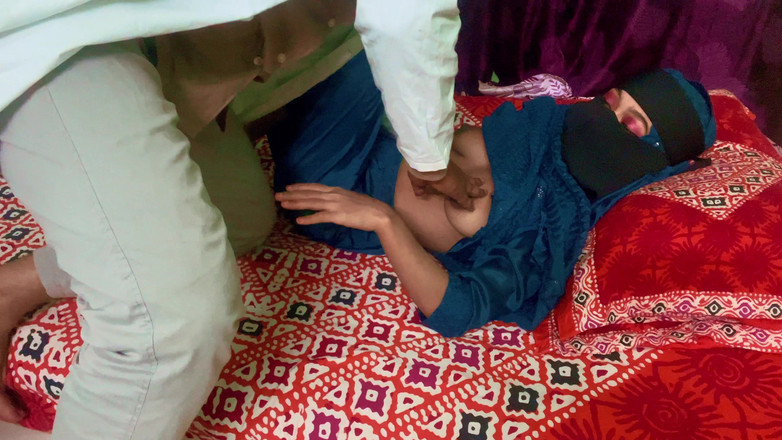 Riya Chowdhury: Doktor vidí prsa jeho příjemné a tvrdě ošukaný