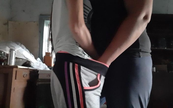 Lesbian-candys: Ми взаємно мастурбували в покинутому будинку і кінчали одночасно - lesbian-candys