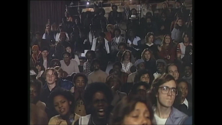 MCG Empire: Berambut perang tanpa dasar