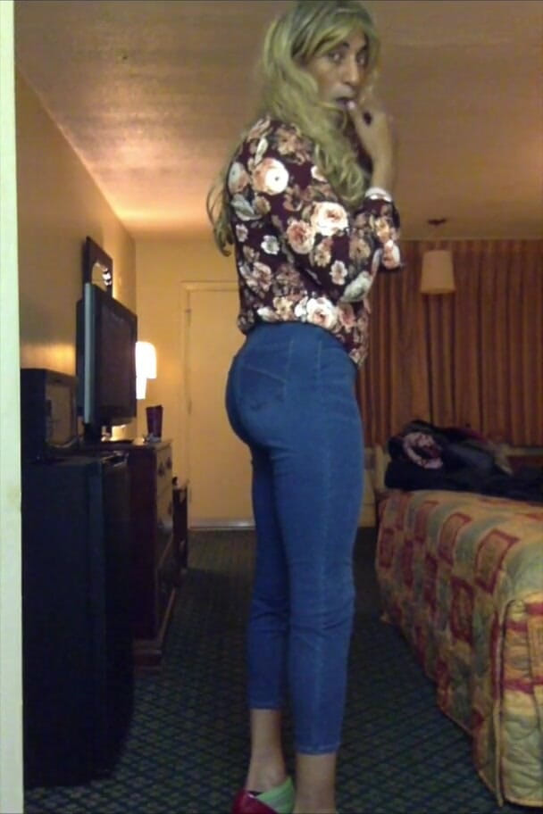 SweetcakesTee: SweetcakesTS blondie