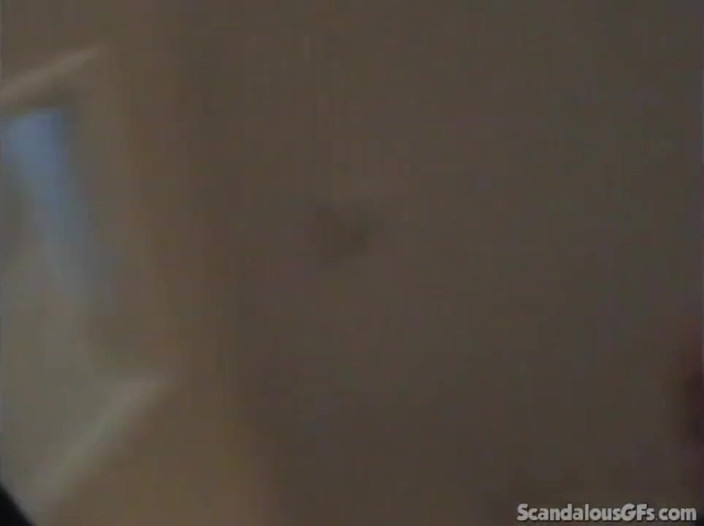 Scandalous GFs: แฟนสาวร้อนๆ โดนจับได้ว่ามีเซ็กซ์กับเลสเบี้ยนในกล้อง