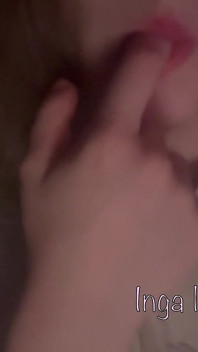 Teen Girl Masturbates in Pajamas Before Going to Bed