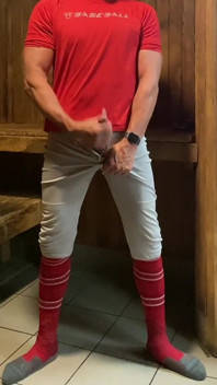 Another Hot and Horny Edging Session From Dilfjockdad87 in the Sauna
