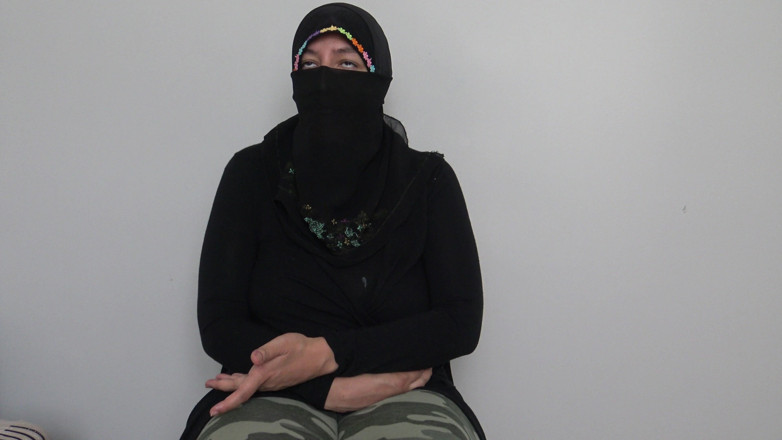 Souzan Halabi: Fată musulmană nedocumentată din New York City (limba arabă)