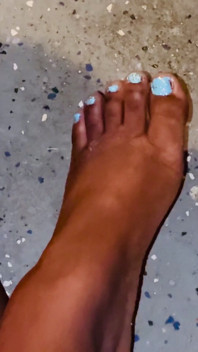 Painted Toes