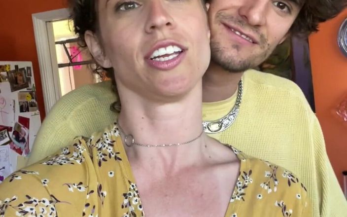 VibeWithMommy: Salut, les gars! offraient maintenant des prix de double bite !