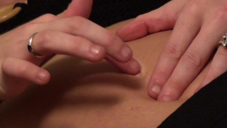 The foxx office: 히데프를 켜고 콘스탄스가 켜져 있습니다.