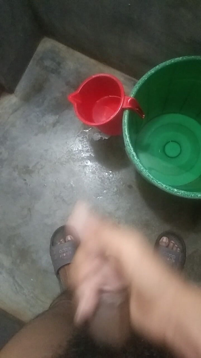 Viral_tiktokar: Ich konnte nachts nicht, also ging ich ins badezimmer