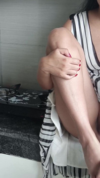 Sexy indische stiefschweder hardcore, heißer sex mit ihrem stiefbruder in der küche