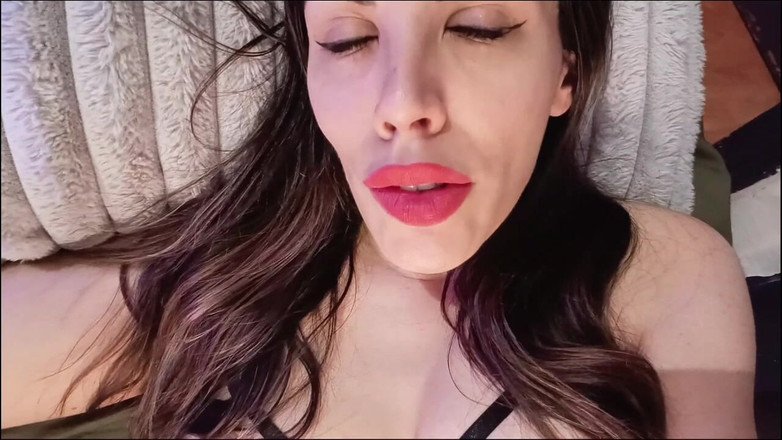 annikarain: Macecha a nevlastní sestra za jednu noc, zatímco následovník si...