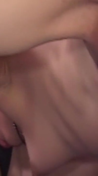 Lesbianas fisting frenesí - coño empapado chorros por todas partes