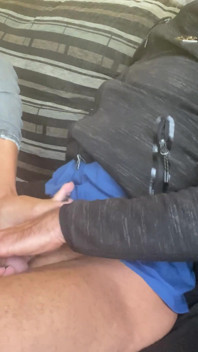 Voetenbeurt - kleine Spaanse blondine en haar prachtige voeten