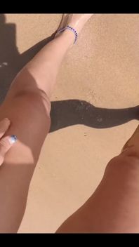 Pee Spotting the Beach