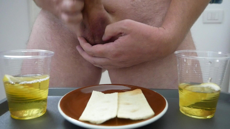 PeopleNeedCum: 开胃酒被提供！