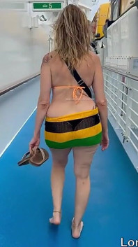 Ragazza isola
