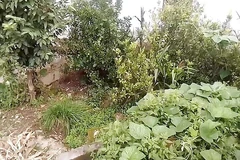 Chez Nirmal Sir, je me suis masturbé et j’ai uriner en secret après avoir vu ma femme se faire enculer