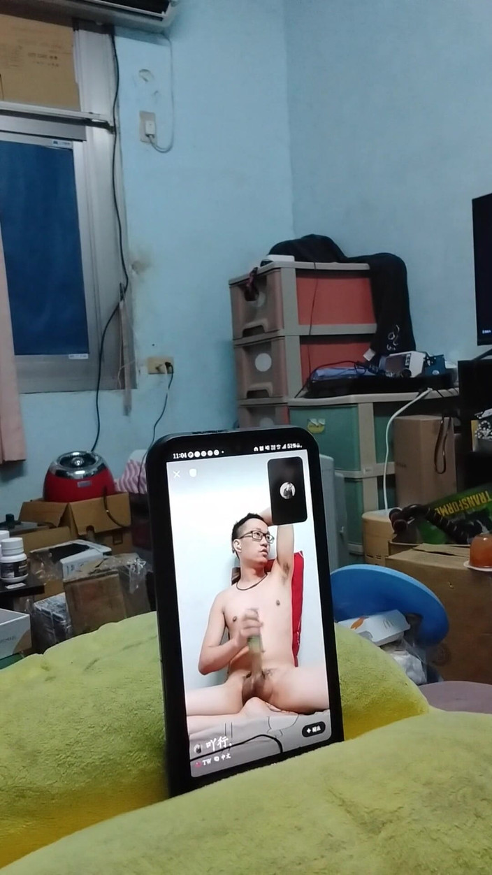 Gaysian fun: Випадкові відеодзвінки, показані незнайомцям