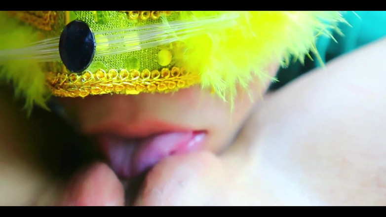 New241New: Кліп облизування нової піхви nong, поки вона не сквіртує new241new