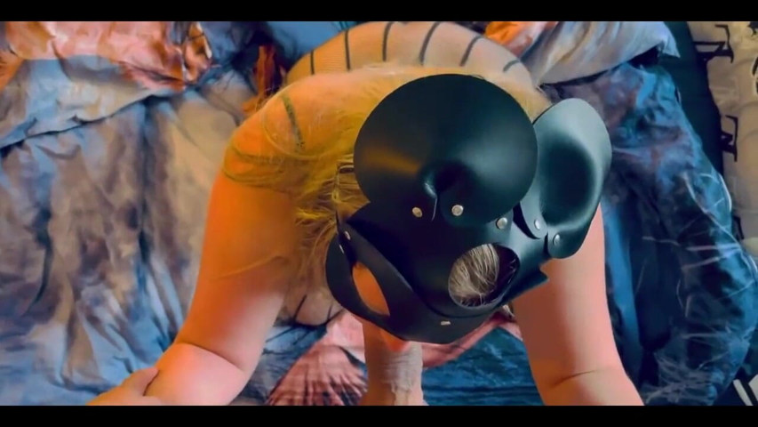 Russian Sexy Blonde Blowjob (Bunny hustler) Russian Sexy Blonde Blowjob (Bunny hustler)