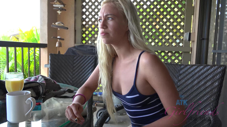 ATK Fans (Girlfriends): Virtual vacation on Hawaii with young and so hot Layra...