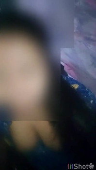 창고에서 사무실 운전사와 함께하는 아름다운 공무원 계모의 아마추어 영상