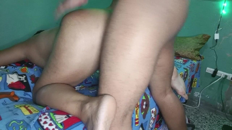 BigassMILF40: Amateur-stiefmutter stimmt zu, als austausch fürs geheime gefickt zu werden