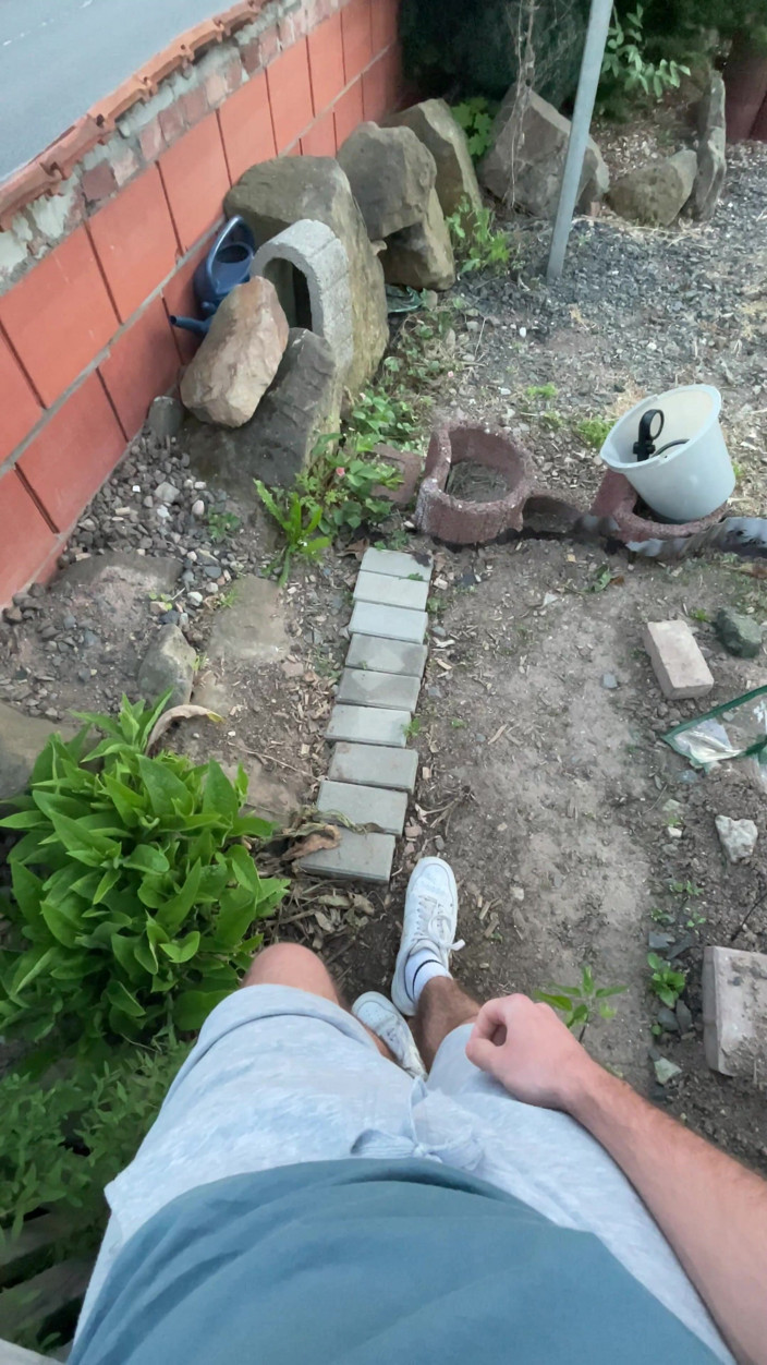 boyzxy212_2: Riscant! Mă Joc Pe Stradă Cu Penisul Meu