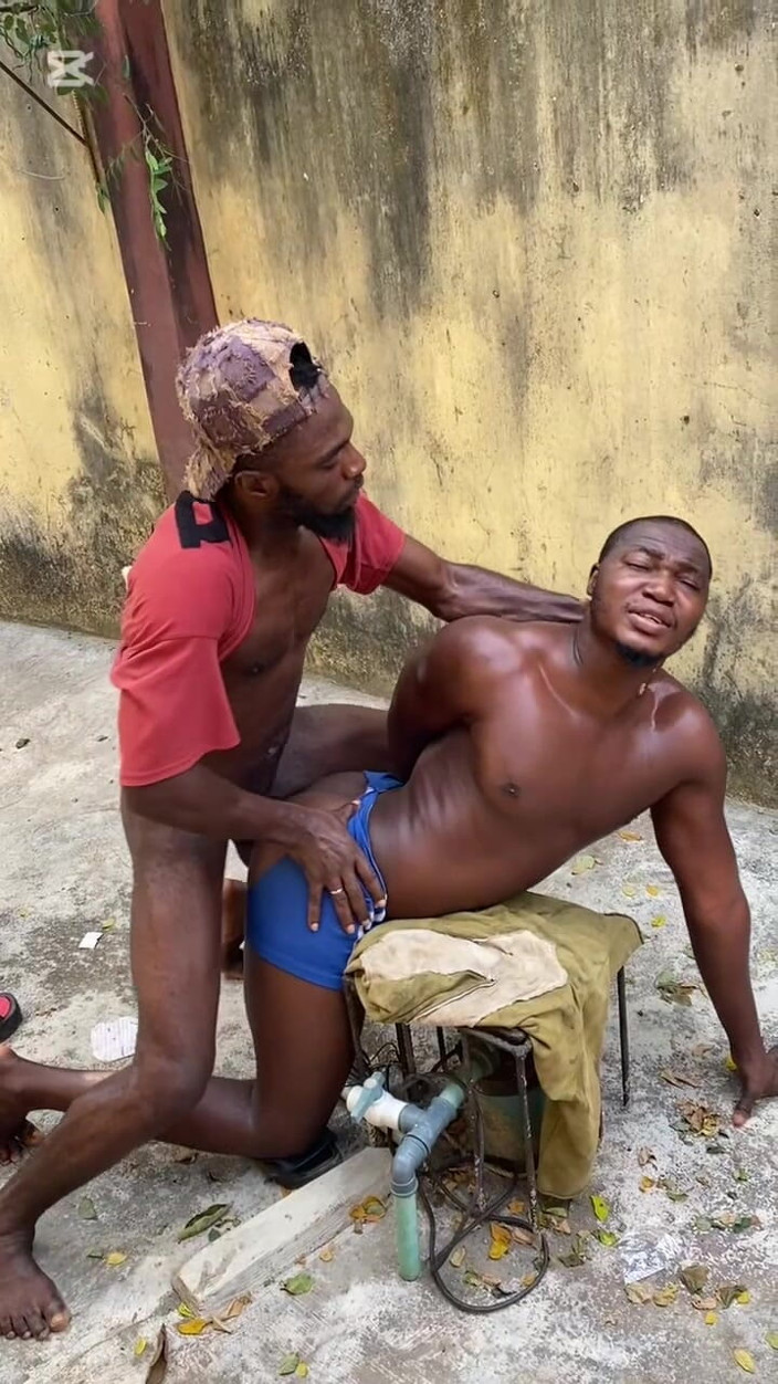 BlackDanie_production: Hinterhof gebohrt 3