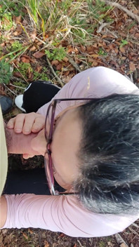 Sexy MILF Make a Great Outdoor Blowjob