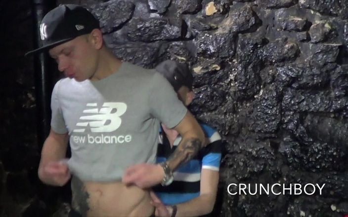 CREAMPIE SESSION IN JOCKSTRAP: 2181 surpriză sexuală distractivă între cele mai bune prietene