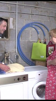 Сексуальні залежні домогосподарки від bb-video produktion